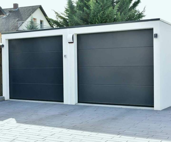 Porte de garage sur mesure, Bertholène